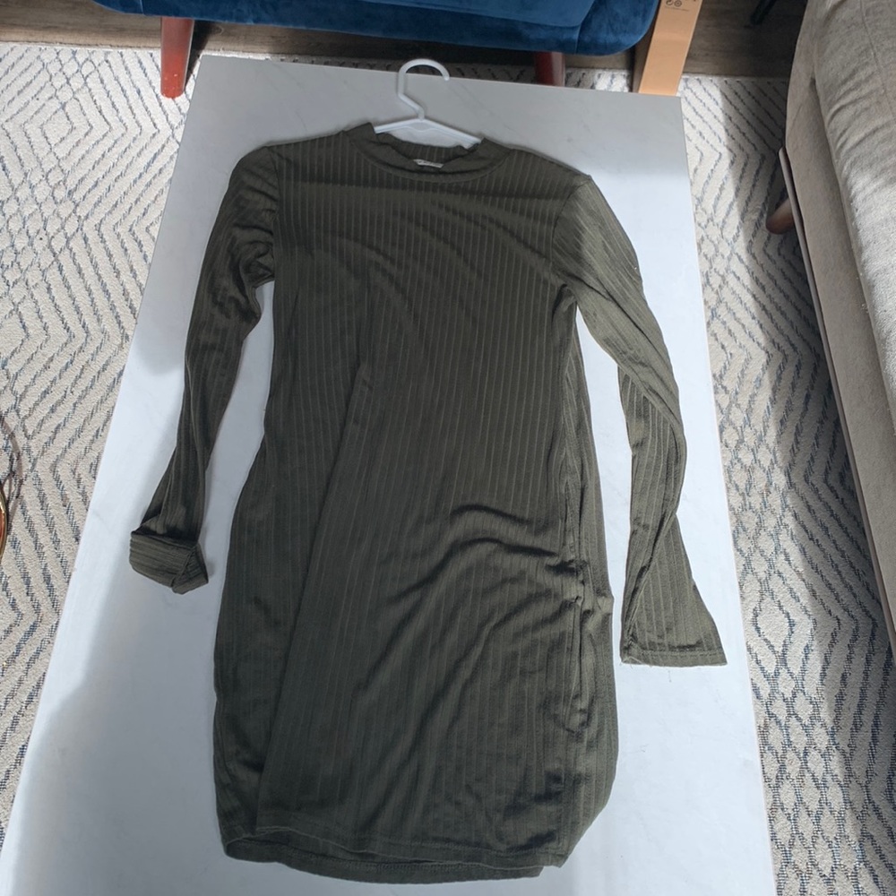 Heart & Hips Medium Olive Long Sleeve Dress